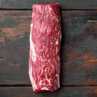 HalalWholeTenderloinBeefFilletSteak-SaffronAlley_c82d3edc-9c5a-4879-8f00-841908023fcc_300x