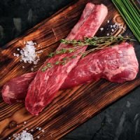 HalalWholeTenderloinBeefFilletSteakSaffronAlley_7f5c13d1-db2b-4b7d-896a-a1dabc194601_300x